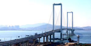 Incheon sets Guinness world record with new sea bridge