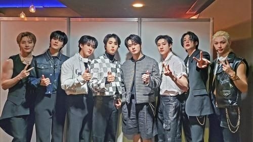 (JYP Entertainment)