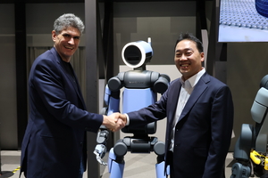 Hyundai highlights edge of ‘working robots’ over China at CES