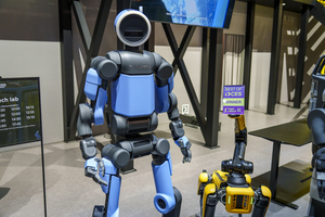 현대차그룹株 '200조' 시대, 1년 새 60% 급증...'로봇+방산+IT'가 이... - 뉴스 썸네일 이미지