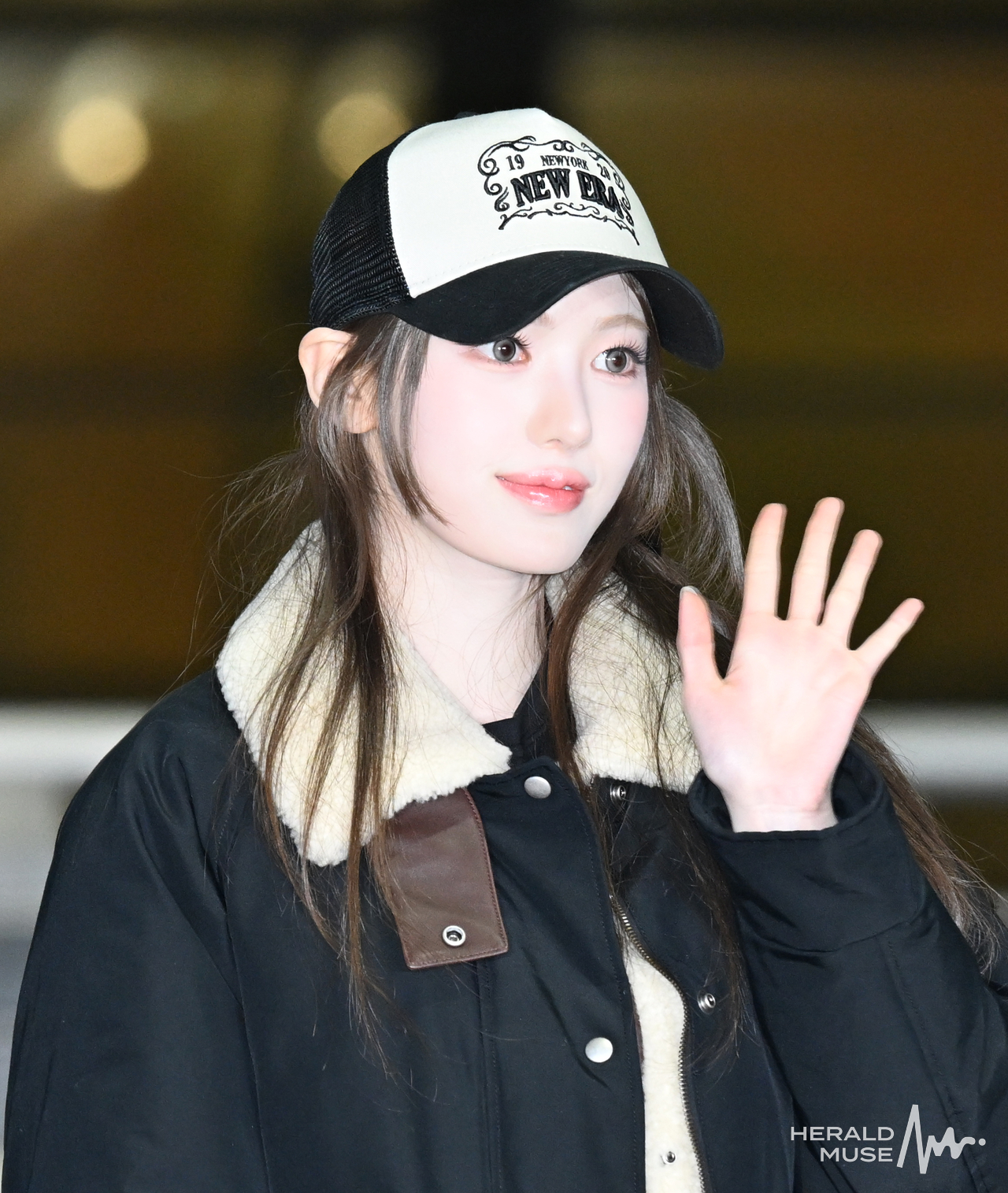 [헤럴드뮤즈=윤병찬 기자] 걸그룹 ‘키키’가 8일 오후 ‘제40회 골든디스크어워즈 with 업비트’ 참석 차 인천국제공항을 통해 타이페이로 출국하고 있다.