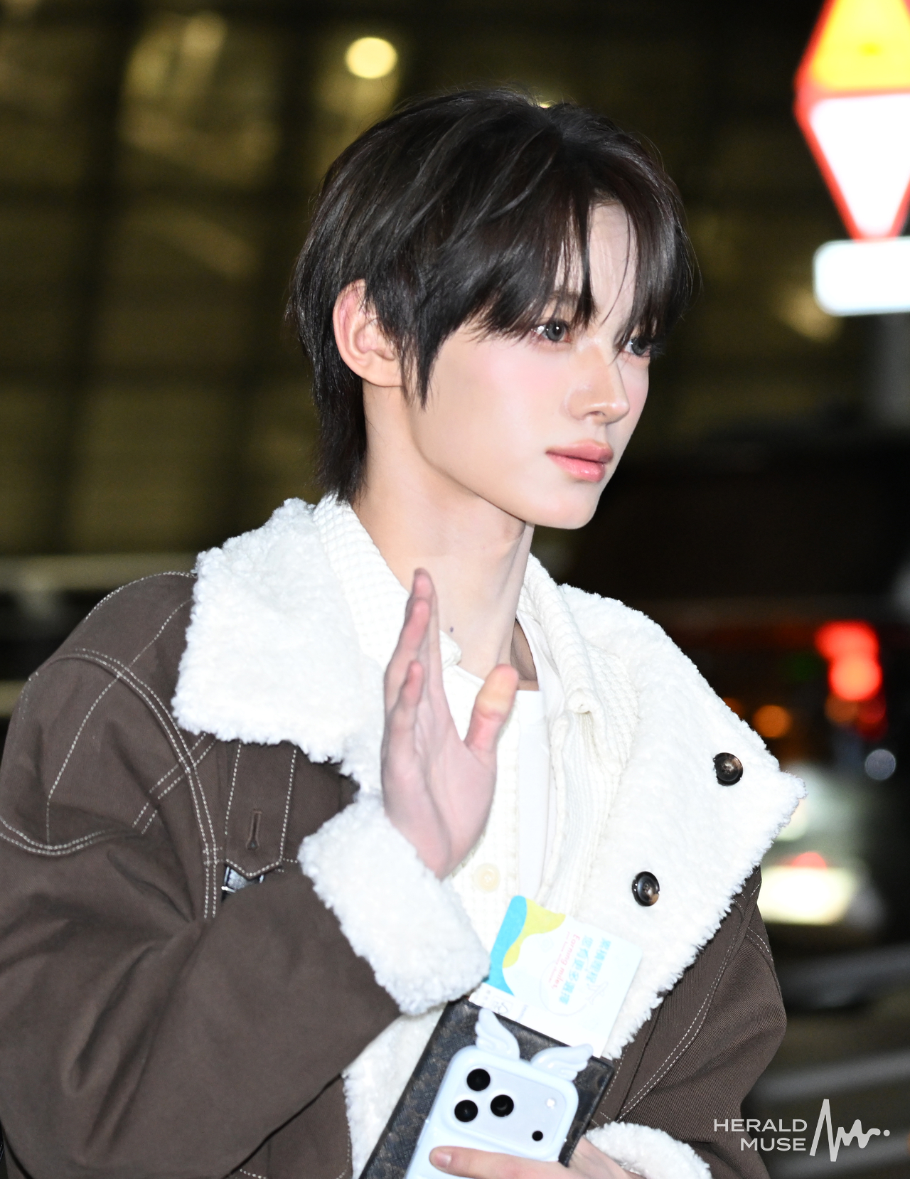 [헤럴드뮤즈=윤병찬 기자] 그룹 ‘투어스’가 8일 오후 ‘제40회 골든디스크어워즈 with 업비트’ 참석 차 인천국제공항을 통해 타이페이로 출국하고 있다.