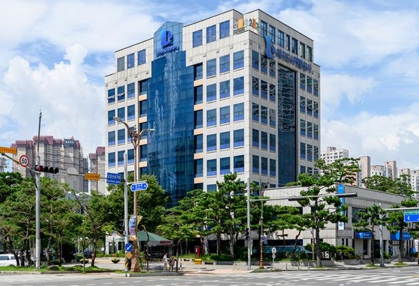[대구도시개발공사 사옥 전경]