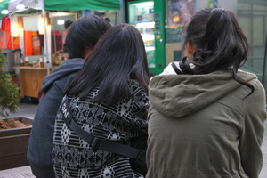 Social media posts flag deceptive free skin care offers around Gangnam Station