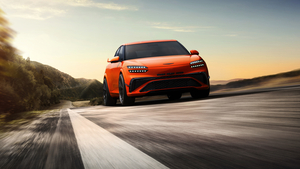 [Photo News] Genesis debuts GV60 Magma