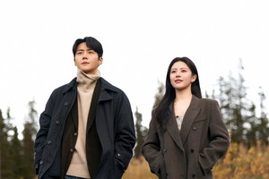 Kim Seon-ho, Go Youn-jung lead Netflix rom-com about love lost in translation