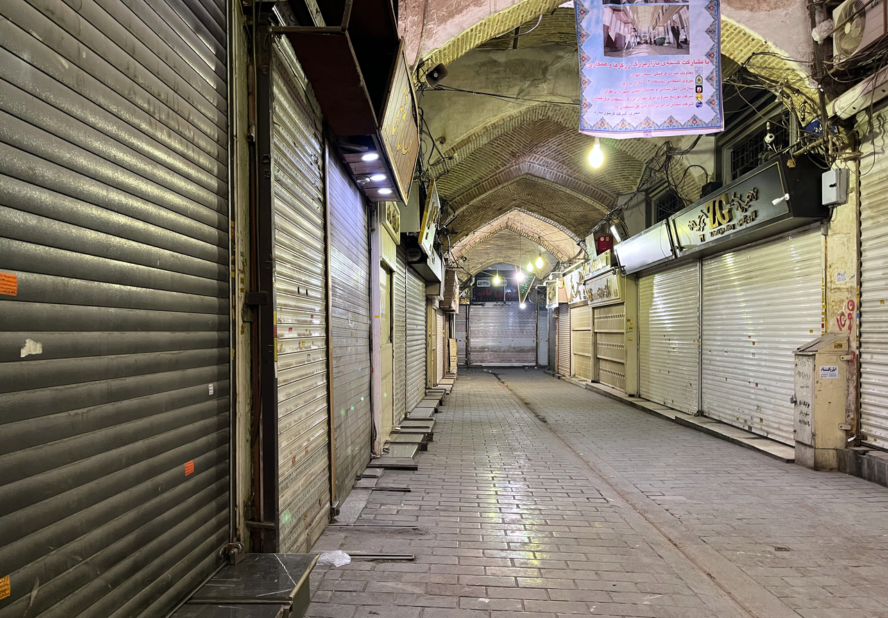 Shops are closed during protests in Tehran's centuries-old main bazaar, Iran, Jan. 6.   AP-Yonhap
