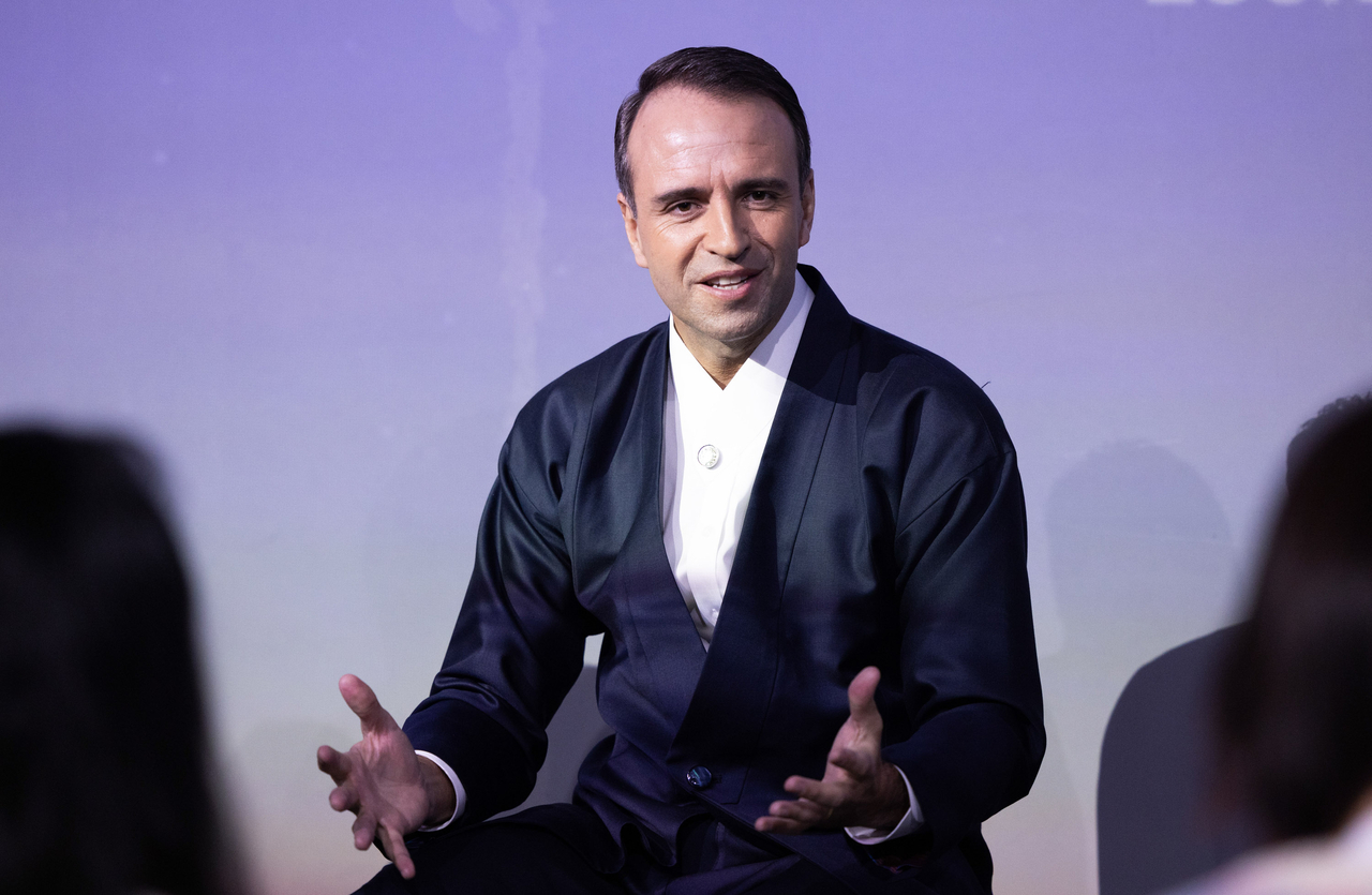 Renault Korea CEO Nicolas Paris speaks during a group interview on Tuesday at a hotel in Seoul. (Renault Korea)