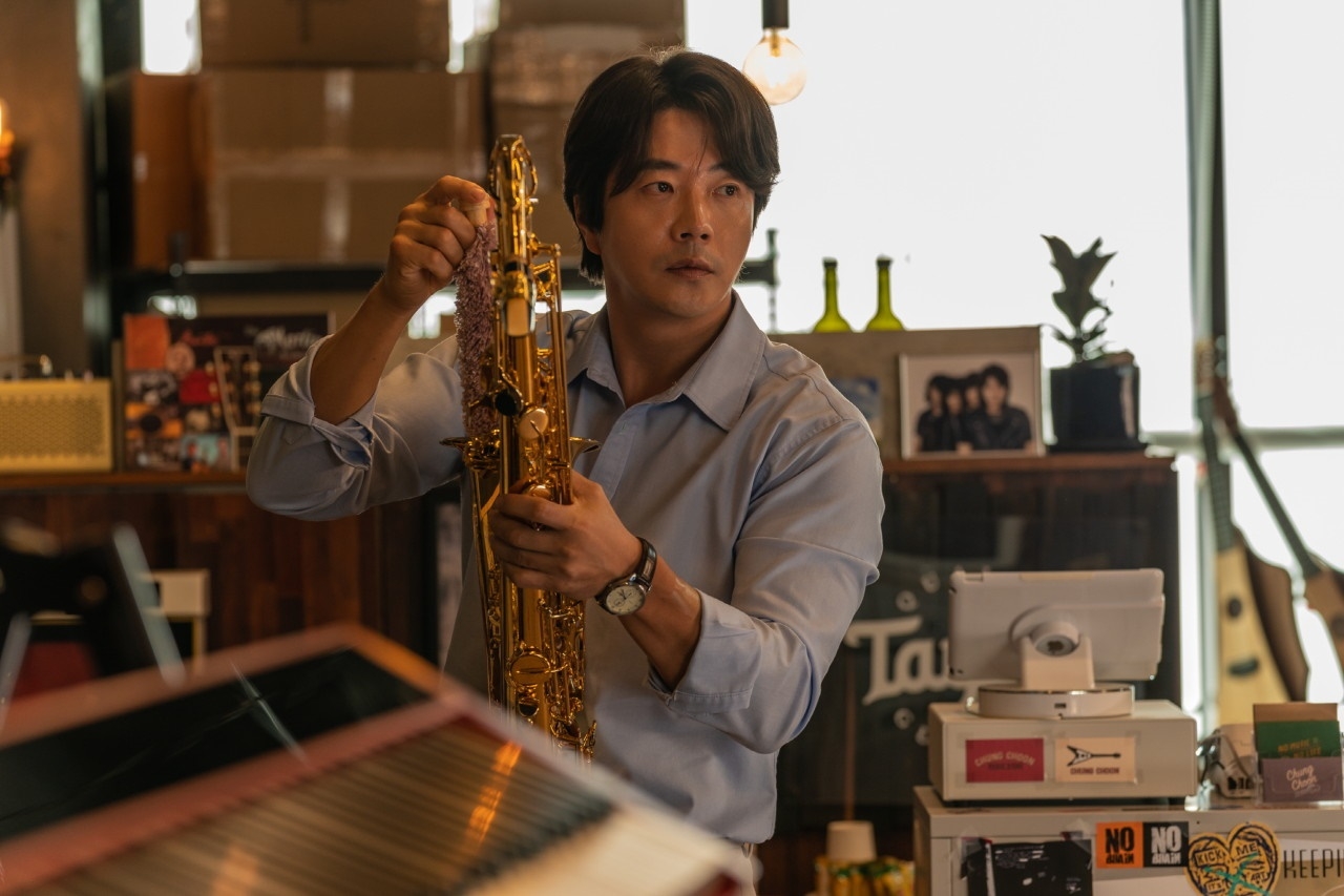 Kwon Sang-woo, still in the game - The Korea Herald