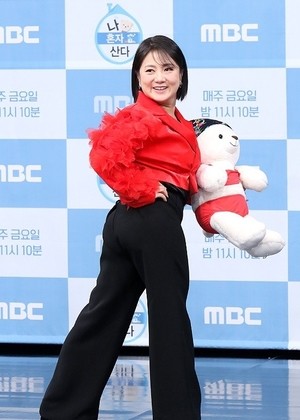 [뮤:초점]박나래 ‘차량서 19禁 행위’ 유출에 갑론을박..어디까지 파헤쳐지나
