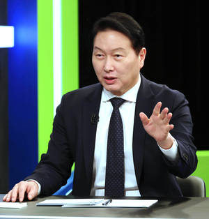 KCCI chief warns Korea's growth is losing steam, urges policy shift