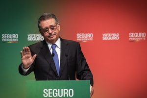 Socialist, far-right candidates head for Portugal election