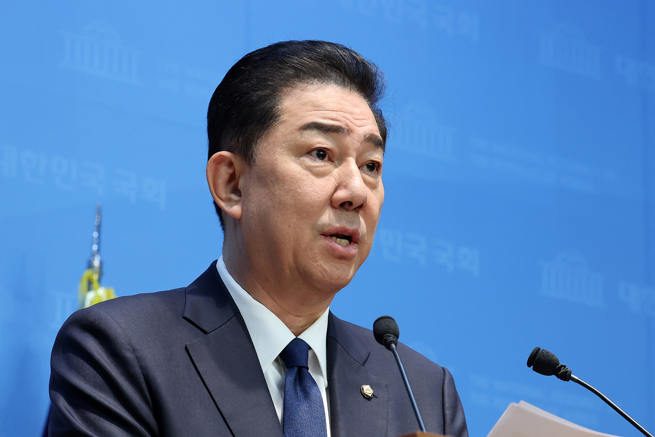 Rep. Kim Byung-kee,  former floor leader of the ruling Democratic Party  (Yonhap)
