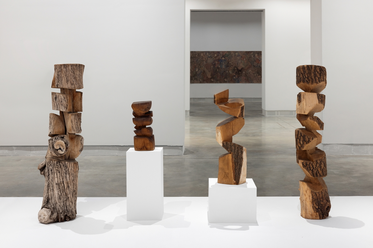 Installation view of  Kim Yun-shin's works at "Stranieri Ovunque-Foreigners Everywhere" at Venice Biennale 2024 (Courtesy of the artist, Lehmann Maupin, Kukje Gallery)