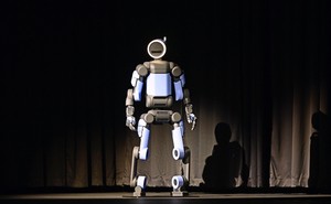 Hyundai Motor breaks W100tr mark as robotics bet pays off