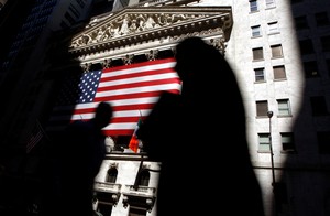 Korean investors pile into US stocks despite weaker won