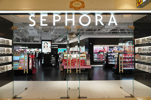 Olive Young, Sephora turn rivalry into global K-beauty alliance