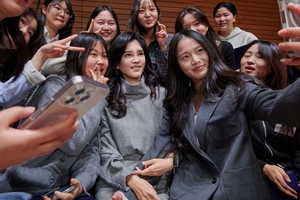 Chaebol, the quiet fashion influencers