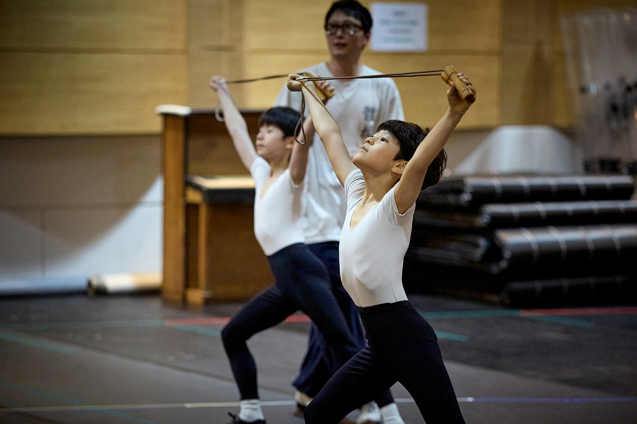 A rehearsal session for  the latest production of "Billy Elliot" (Seensee Company)