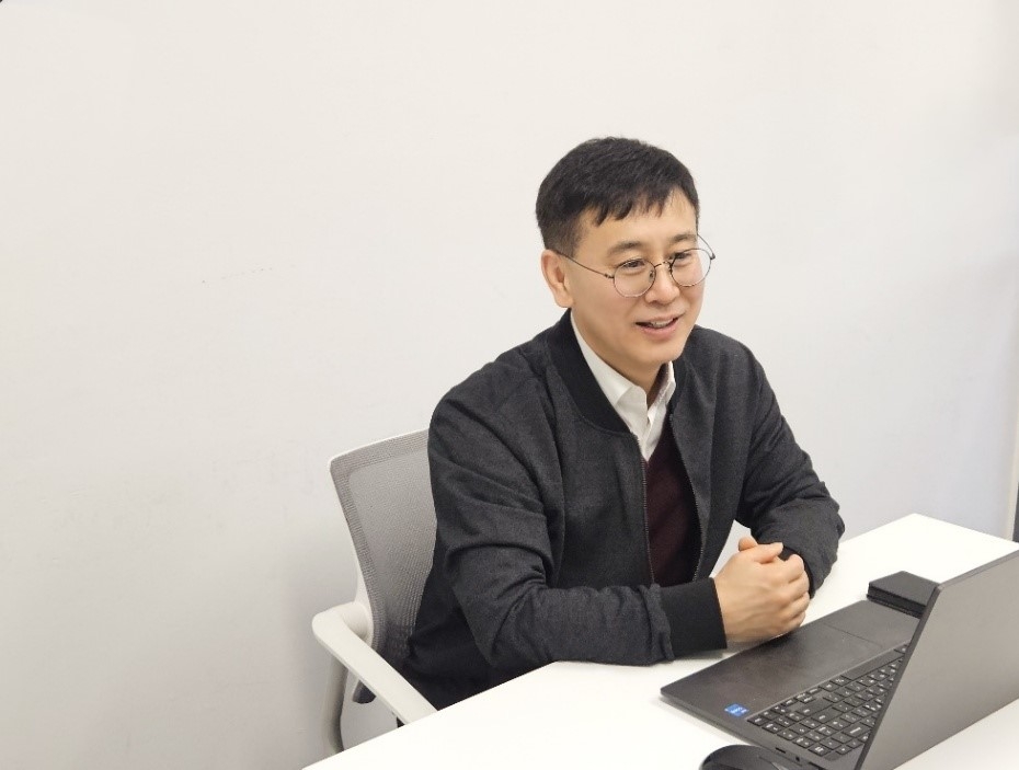 Kim Sung-bum, technical adviser at Fescaro (Fescaro)