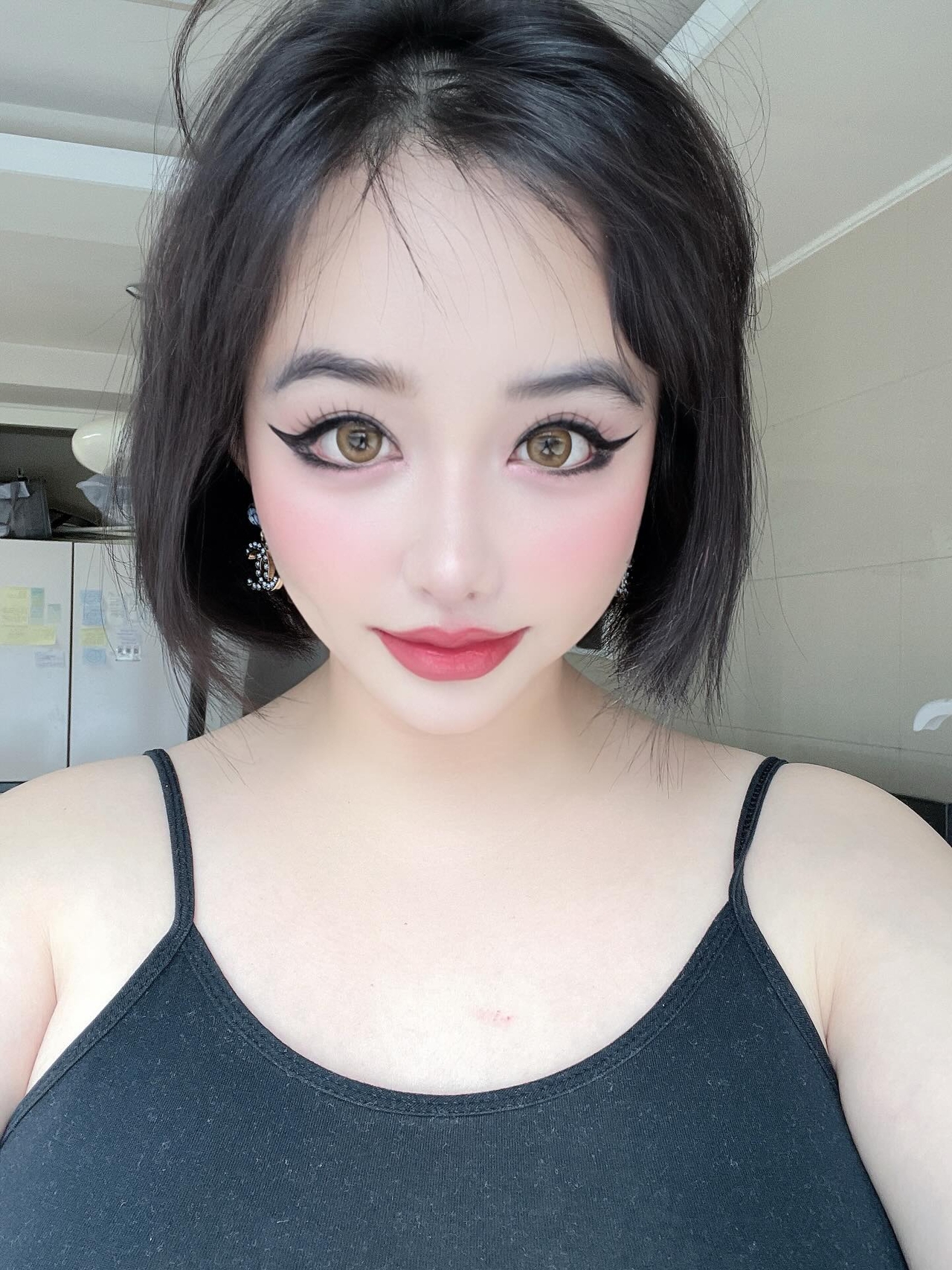 박봄 채널