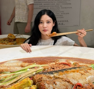 '입시 비리' 조민 팬 내일 강남에 운집...조민 또 대박 치려나 - 뉴스 썸네일 이미지