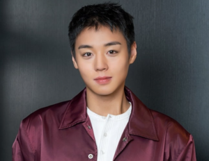 Park Ji-hoon dropped 15 kilos to play Korea's saddest king