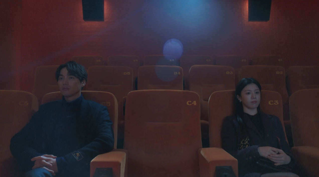 "Can This Love Be Translated?" starring Sota Fukushi (left) and Go Youn-jung (Netflix)