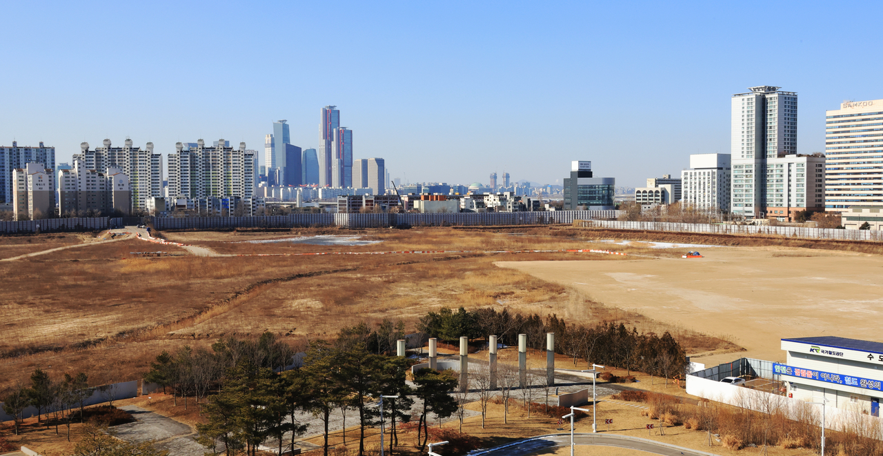 The Yongsan International Business District in central Seoul is seen Thursday, where the latest housing development plan is set to add about 10,000 units. (Yonhap)
