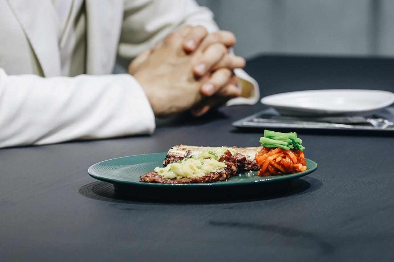‘흑백요리사2’에서 선보인 한우 마늘갈비구이 [넷플릭스 제공]