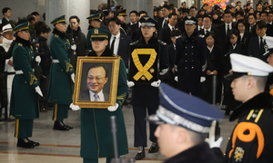 S. Korea bids farewell to ex-PM Lee Hae-chan