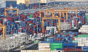Exports jump 34% in Jan. thanks to robust demand for semiconductors
