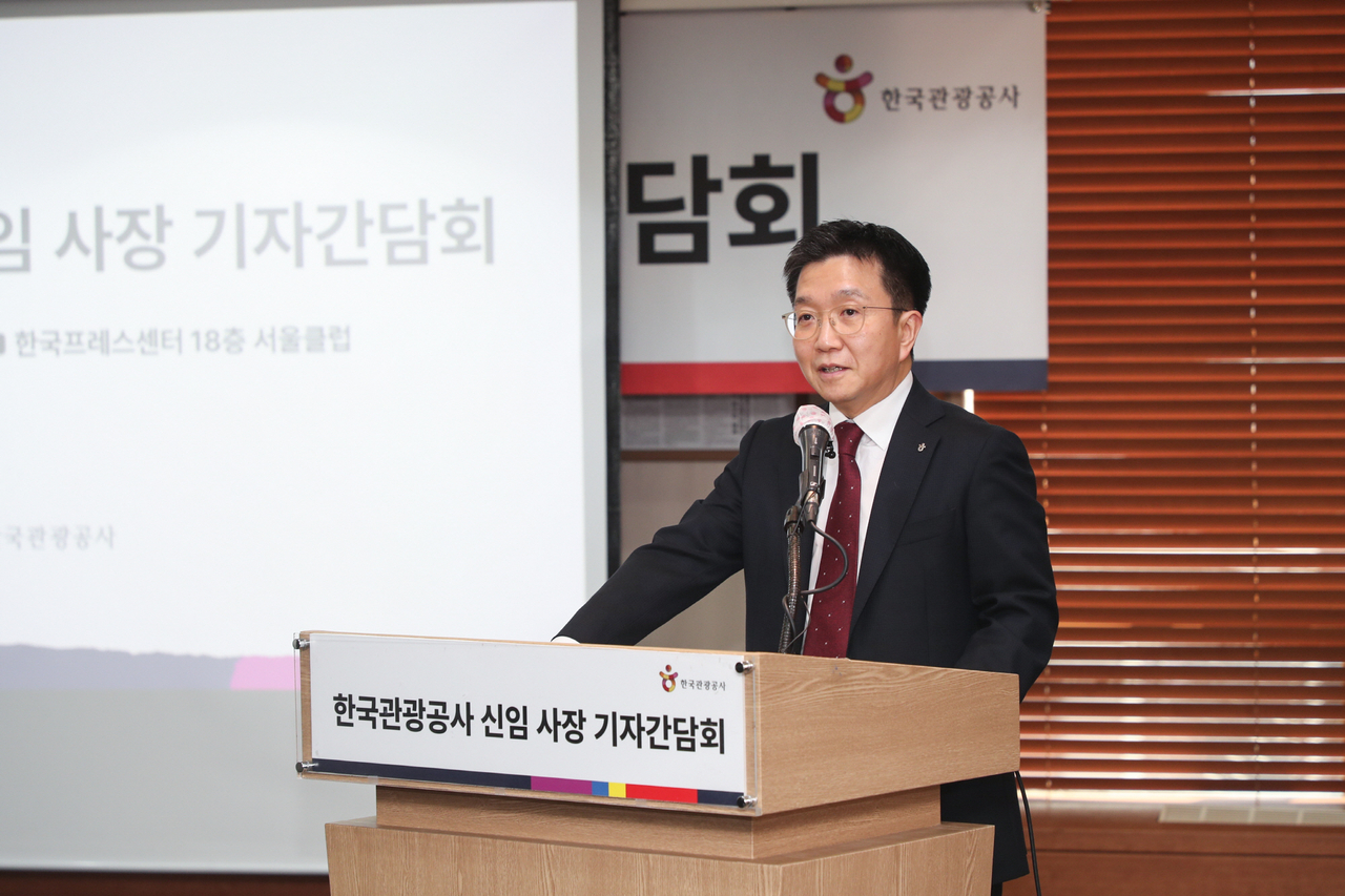 Park Sung-hyeuck, president of the KTO, speaks during his first press briefing in Seoul on Monday, outlining plans to attract 30 million foreign visitors and position tourism as a new growth engine for the Korean economy. (KTO)
