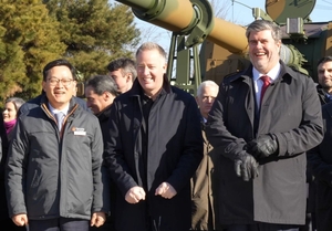 Hanwha Aerospace proposes ground defense solutions to Canadian minister
