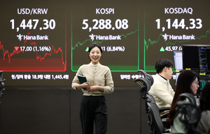 Seoul stocks soar nearly 7% to fresh high on bargain hunting