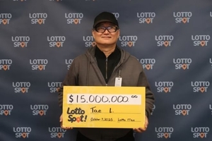 Lottery winner in Canada says he's coming to Korea to see mom