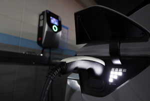 EV exports to US plunge nearly 90% in 2025 amid Trump tariffs, subsidy rollback - The Korea Herald