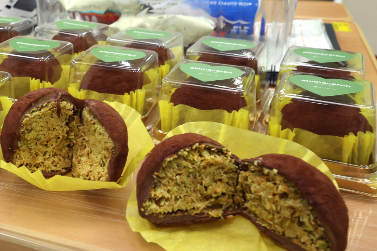 Dubai chewy cookies are displayed. (Newsis)