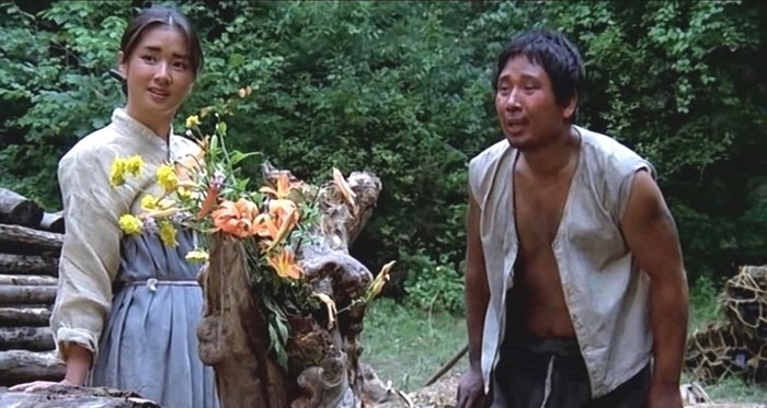 "Does Cuckoo Cry at Night" starring Jeong Yun-hui (left) and Lee Dae-Geun (Korean Film Archive)