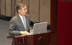 Greer said US will raise tariffs if no progress made on non-tariff barriers: FM Cho