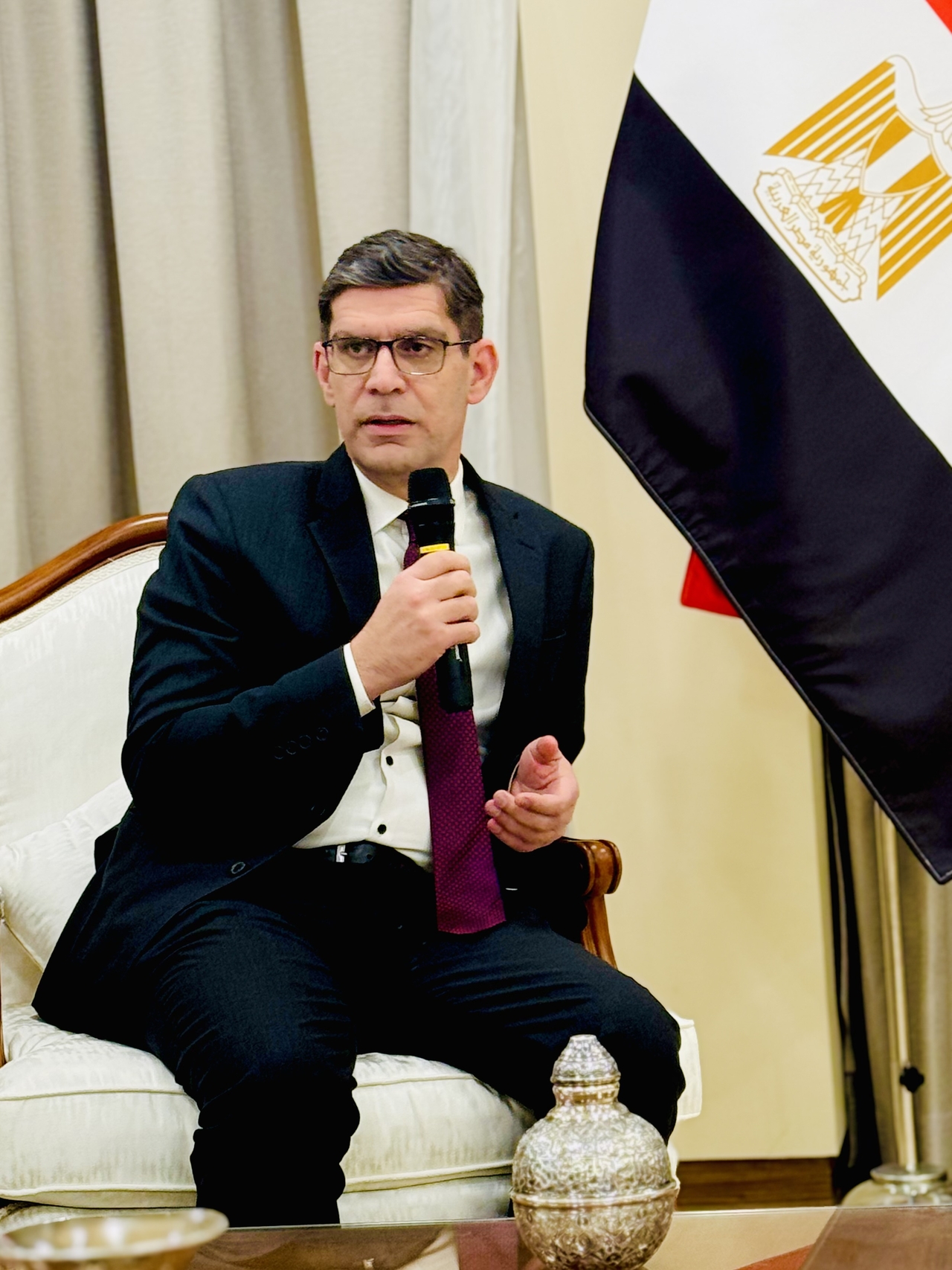 Egypt’s newly appointed Ambassador to South Korea, Hazem Zaki interacts with reporters at the Embassy of Egypt in Seoul on Friday.  (Sanjay Kumar/ The Korea Herald)