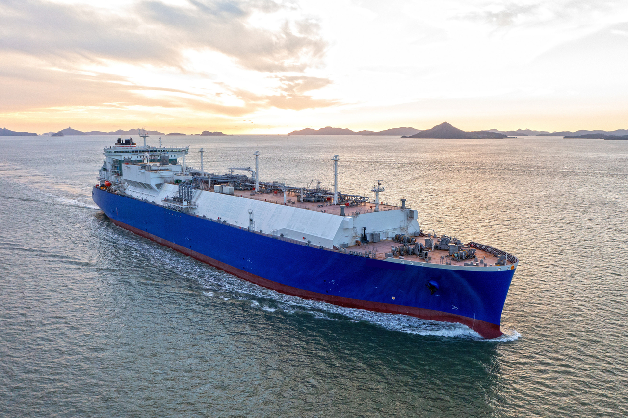 HD Hyundai Heavy Industries LNG carrier