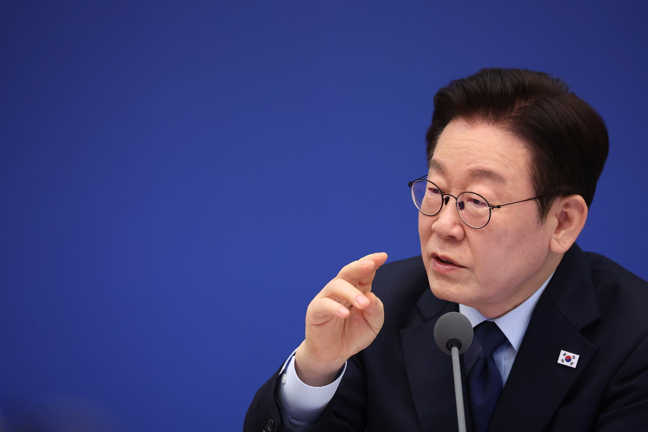 President Lee Jae Myung speaks during a Cabinet meeting at Cheong Wa Dae in Seoul on Tuesday. (Yonhap)