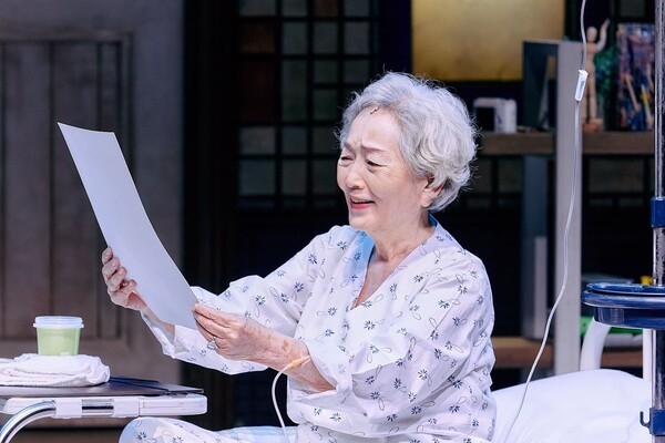 Kim Young-ok in "Dreams of Age" (Su Company)
