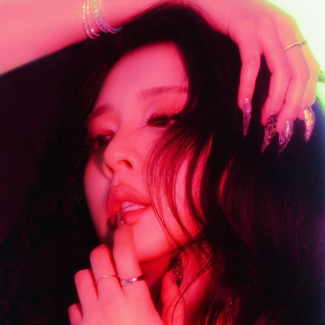 카드 전지우[사진제공=알비더블유, DSP미디어]