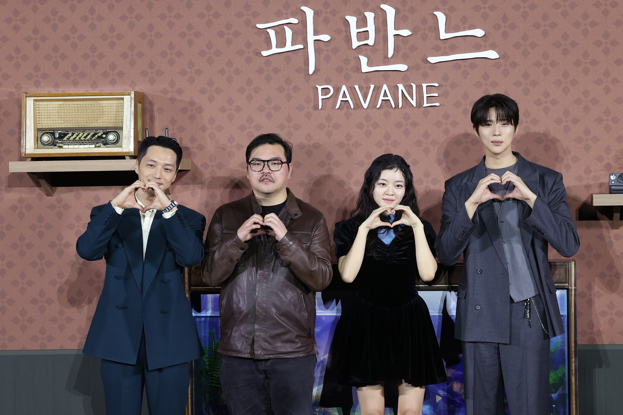 From left: Byun Yo-han, director Lee Jong-pil, Go Ah-sung and Moon Sang-min pose at a production briefing for Netflix's "Pavane" at Megabox Coex in Seoul on Thursday. (Yonhap)