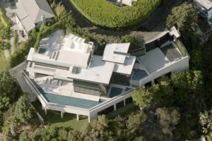 망원경 대신 레이저·홍채 스캔...부잣집이 벙커가 된 이유 [나우,어스] - 뉴스 썸네일 이미지