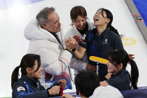 S. Korea's 6th medal comes from short track; women's curling team beats China