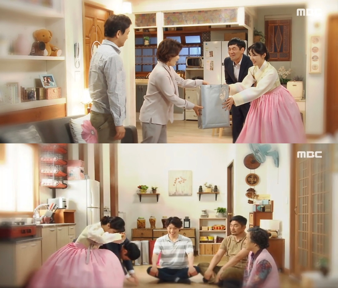 Scenes from the 2021 MBC drama "A Good Supper" show a newly married couple giving gifts to the groom’s parents and making a formal bow. (MBC)