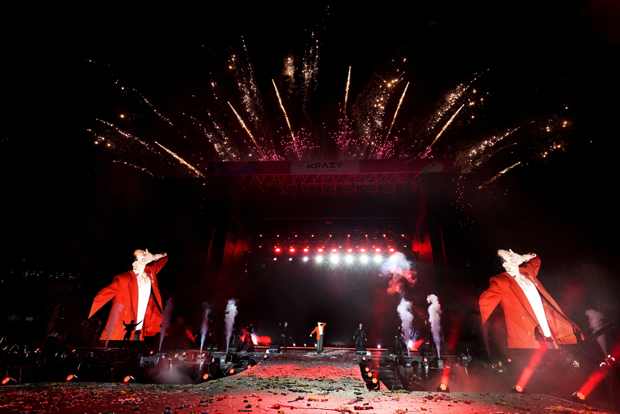 G-Dragon at Krazy Super Concert Dubai